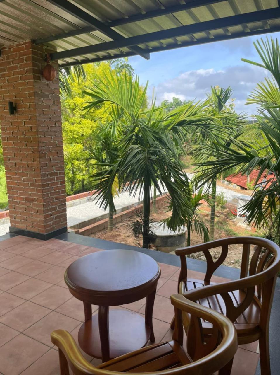 Biranji Aqua Retreat Hotell Chikmagalūr Eksteriør bilde